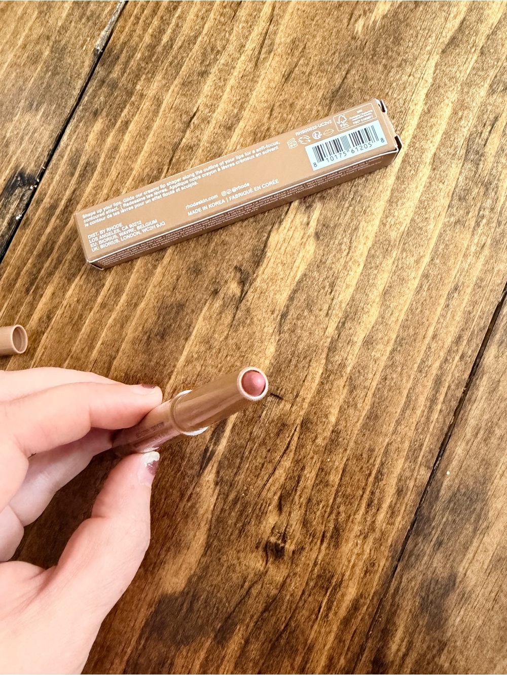 RHODE Peptide Lip Shape Lip Liner in Press - Picture 4 of 4